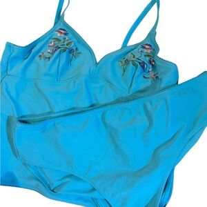 Jane Seymour Signature Two Piece Swimsuit Teal Blue Floral Embroidery size 20